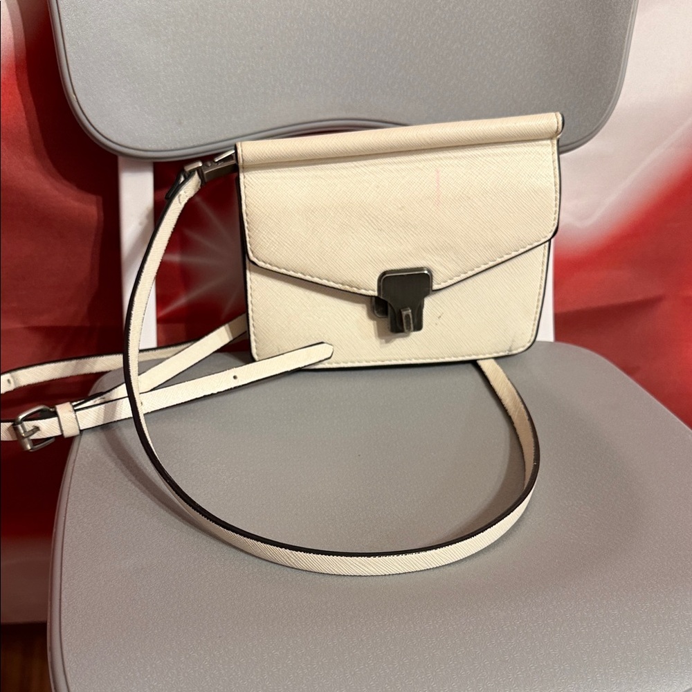 Minimalist Cream Crossbody Bag with Silver Hardware